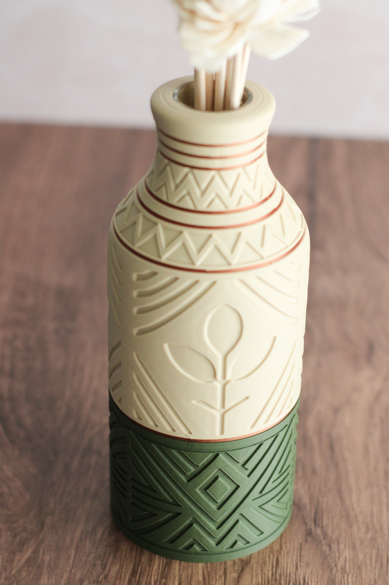 Amani Rise Reed Diffuser