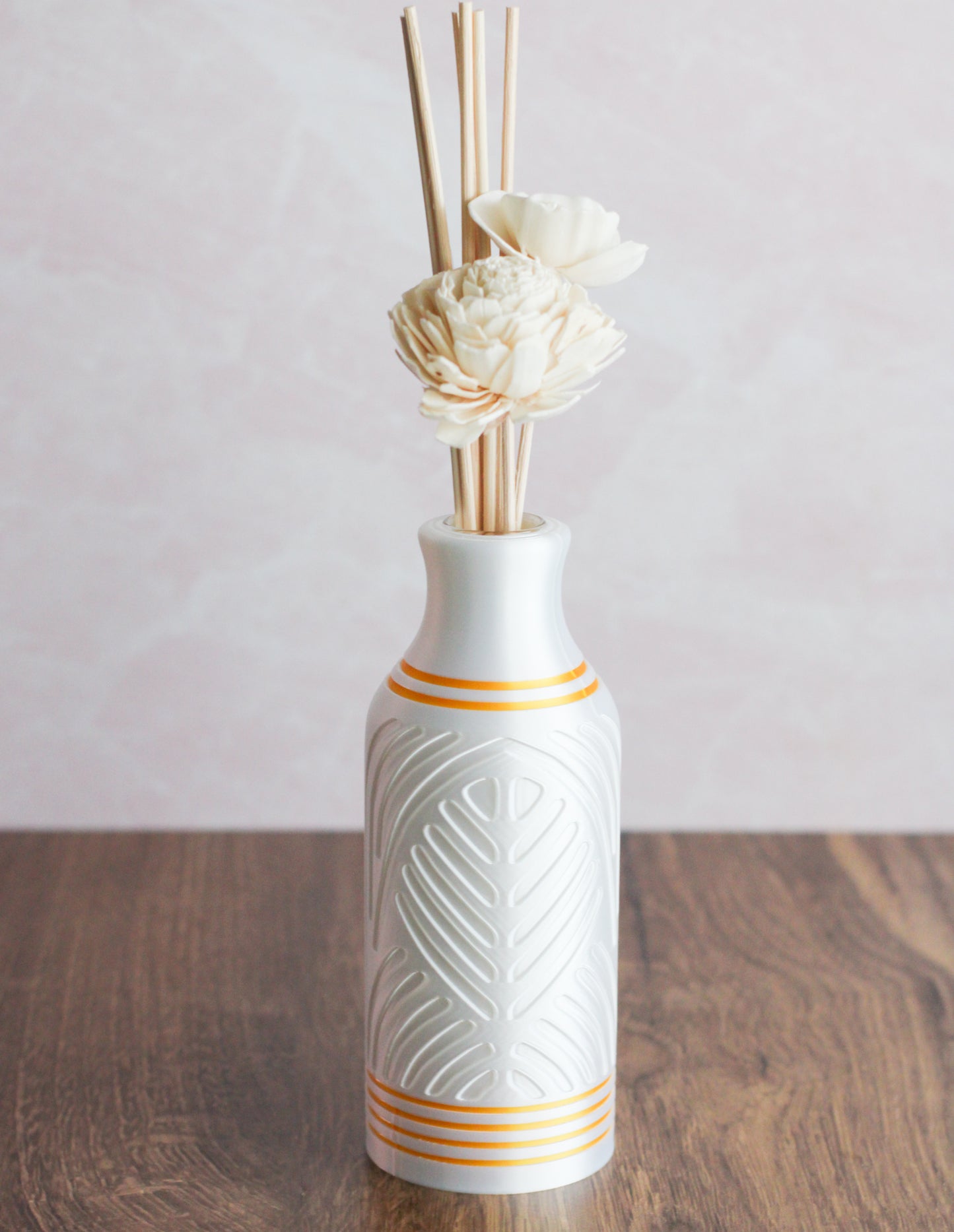 Lumo Essence Reed Diffuser